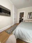 Exquisite 3rd Floor Private Apt with Style Hotels near Trader Joe's