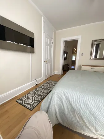 Exquisite 3rd Floor Private Apt with Style