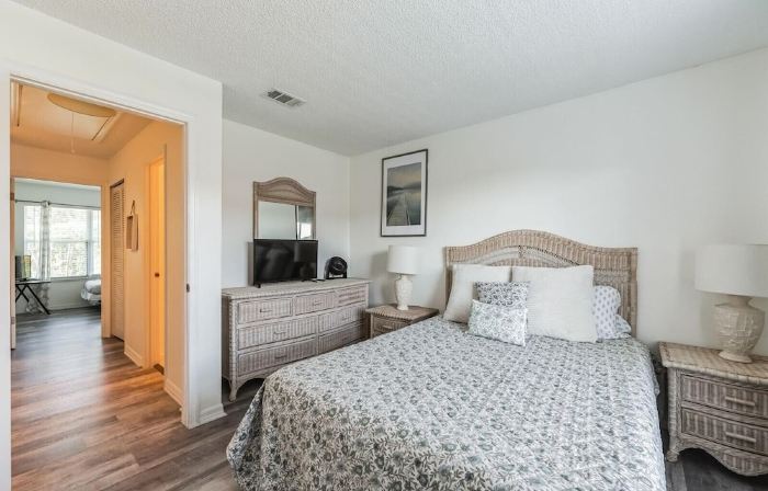 Florida Beach Hideaway – Steps from the Sand! • Pool • Fast WiFi • Free Parking