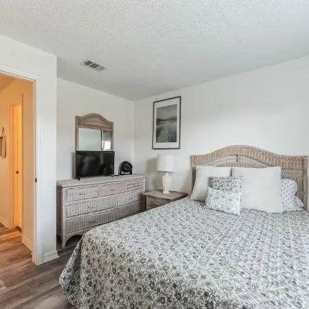 Florida Beach Hideaway – Steps from the Sand! • Pool • Fast WiFi • Free Parking