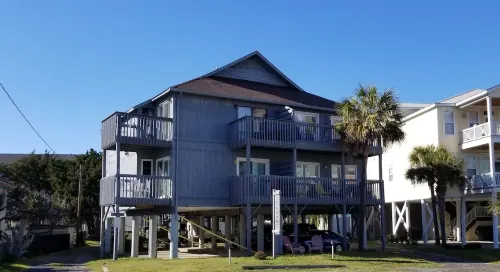 Newly Remodeled Steps From The Beach; Affordable Beach Vacation
