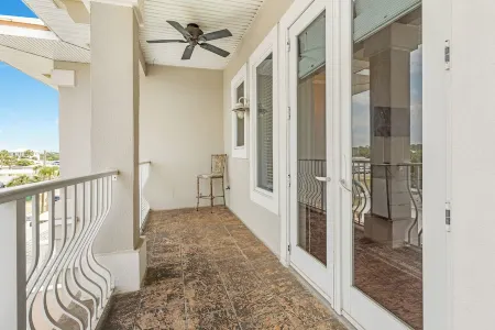 Beach Front- HEATED Inground Pool-Hot Tub-Arcade Games-New Interior Decor