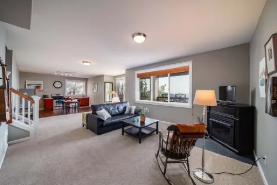 All the Views: A Private BnB with VIEWS