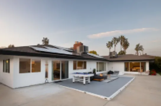 Spacious & Fun - 5BR/4BA • Pool Table • Hot Tub