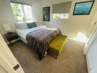 Modern & Charming Silverton Getaway Cottage- 1 mile from downtown! Hotels in Silverton