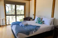 BAY OF FIRES SEACRET  Beach House in private bush acreage, with ocean views