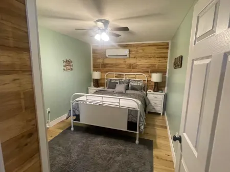 B - New near Jamestown Dock Отели в г. Джеймстаун