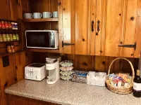 “Owl Be Back” Cottage King Bed Steps to Lee