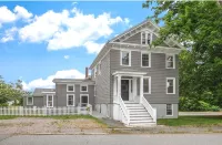 Arden House DT Mystic 3BR Lux Family Getaway
