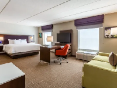 Hampton Inn & Suites Chicago-Libertyville Hotels in Lake County
