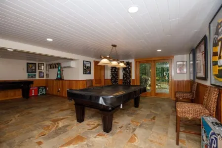 Camp Quality Time on Wilson Lake 3-bedroom, hot tub