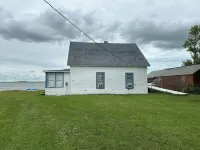 Cozy 4 Bedroom Cabin on Blue Dog Lake - Perfect for Families and Friends Hotel a 