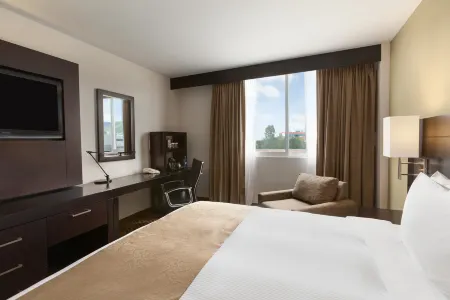 DoubleTree by Hilton Queretaro Отели в г. Керетаро