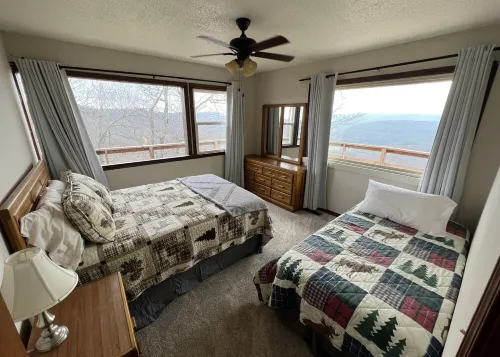 Arkansas Grand Canyon View Cabin