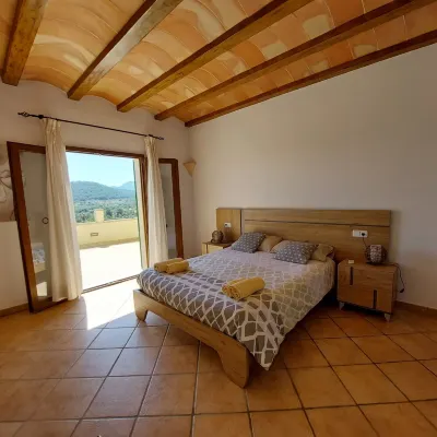 Country villa with pool, private garden and barbecue near the beach OFFER June Hôtels à proximité de : Teatre i Auditori de Manacor