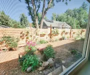Cozy 2B/2B brand new oasis close to everything in Shady Cove!