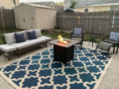 Close to Beach! Pool, Hot Tub, Firepit in Patio area & Deck.