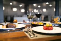 Water Front Condo in Duck Key. Free Wifi! Overlooking the Gulf of Mexico.