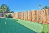 Monterey Bay Home Near Pebble Beach & Carmel with Putting Green & AC 3Bed 2 Bath