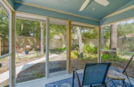 Tranquil beach cottage in historic American Beach! 5 min walk to the beach!