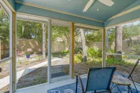 Tranquil beach cottage in historic American Beach! 5 min walk to the beach!