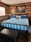 Cabin #5 at the LV Bar Ranch - Chalets