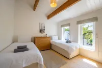 Sandymouth Lodge - Peaceful Spot Close to Sandy Beaches