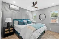 Luxe Haven Retreat Hotels near Cafe LuMar