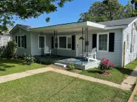 Charming Coastal Cottage near beach sleeps 8