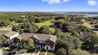 New Lake Travis Home on Golf Course w/Golf Cart - piscina