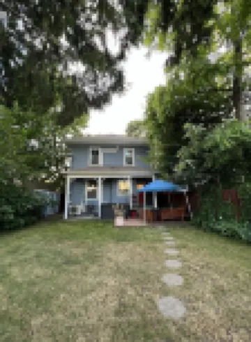Beautifully renovated 100yr old craftsman home near Stadium District.