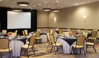 Embassy Suites by Hilton Seattle Bellevue Hotel di King County