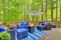 Hot Tub, Lakes, Ski Hill, Golf, Game Room & Endless Foliage, Dog Friendly