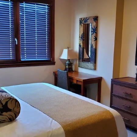 Alluring and Elegant Ocean View Luxurious Beach Villa in Ko Olina