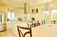 Gated Community w/Amenities Pool, Beach Access, Pets OK