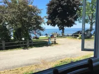Lake Ontario - between Rochester and Niagara Falls