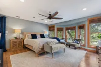 Luxury by the Lake - English Villa - Sleeps 23 Hotels in McQueeney