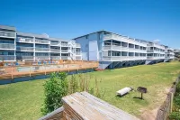 Top Floor Carolina Beach Condo ☀ Private Beach Access ☀ Oceanfront Pool