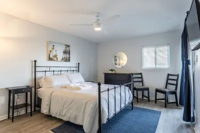 Beach Chic Retreat! Отели рядом с достопримечательностью «Amelia Island Historic District»