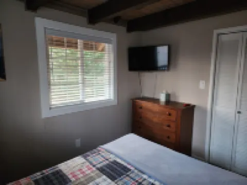 Make "The Pistachio Nut" Your Summer Getaway!!! Hotels in McGaheysville