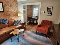 Cozy Lancaster City Townhouse - Walkable to City Sites