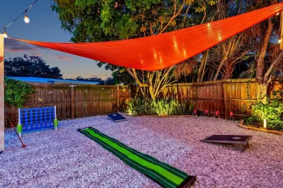 2,100sqf Villa  · KING Beds  · Heated Pool · Game Room · GYM · Beach 2miles Hotels near Barclay Square