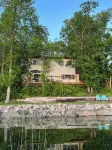 Peaceful 3-Bedroom 1 1/2 Bath Cabin on a Serene, Secluded Lake