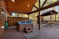 Enchanted Woods - Captivating Retreat for Couples or Small Family in Hochatown.
