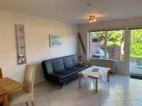 Ferienhaus Bernstein Ruhige Sackgassenlage 400m bis zum Meer Hotels in Friedrichskoog