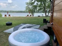 Shady Haven - Tiny Home 1 Hotels in Bellevue