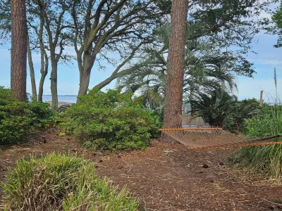 Ocean front complex, ocean and lagoon view villa. A quiet, natural paradise. 힐튼헤드 국제공항 주변 호텔