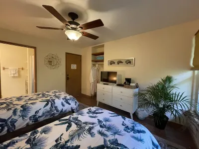 4 bed/4 bath Entire custom-built house 5 mins from Volcanoes National Park Hotel in zona Volcano Art Center - Admin Offices & Learning Center