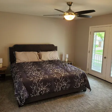Executive Rental - 4 bed, 4 bath fully furnished home W/L2 EV Charging Station