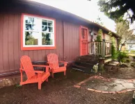 ⭐️Tranquil Hidden Gem in the ❤️ of Woodstock⭐️ Hotels near Elk Rock Garden